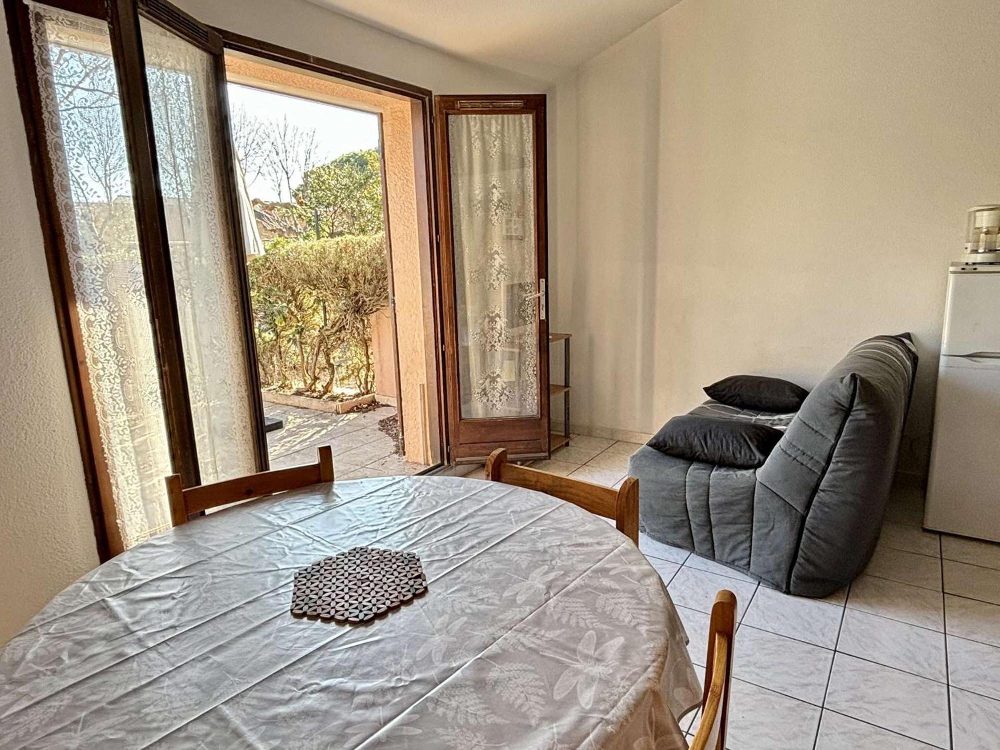 Maison 2 Pieces Avec Mezzanine, Piscine Et Parking Prives, 6 Couchages A 700M De La Plage - Argeles-Sur-Mer - Fr-1-225-74 외부 사진